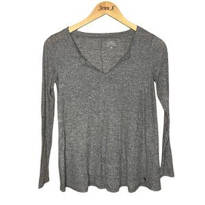 Hollister Gray Long Sleeve Henley Shirt Size S V-neck Knitted Pullover